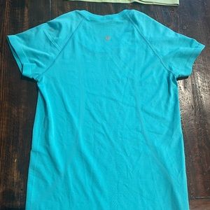 Electric turquoise swiftly tech 2.0 stain is out. Barely worn